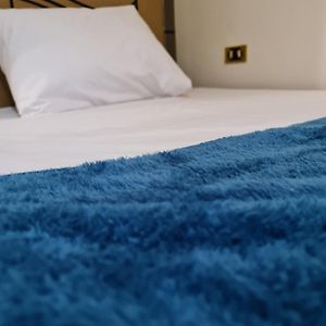 Camera con letto king size